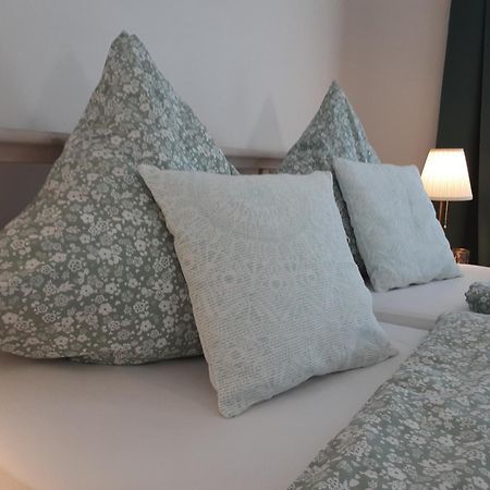 Ferienwohnung Poelzl Chieming Eksteriør billede