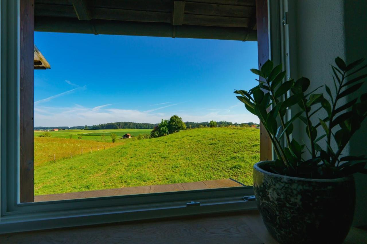 Ferienwohnung Poelzl Chieming Eksteriør billede