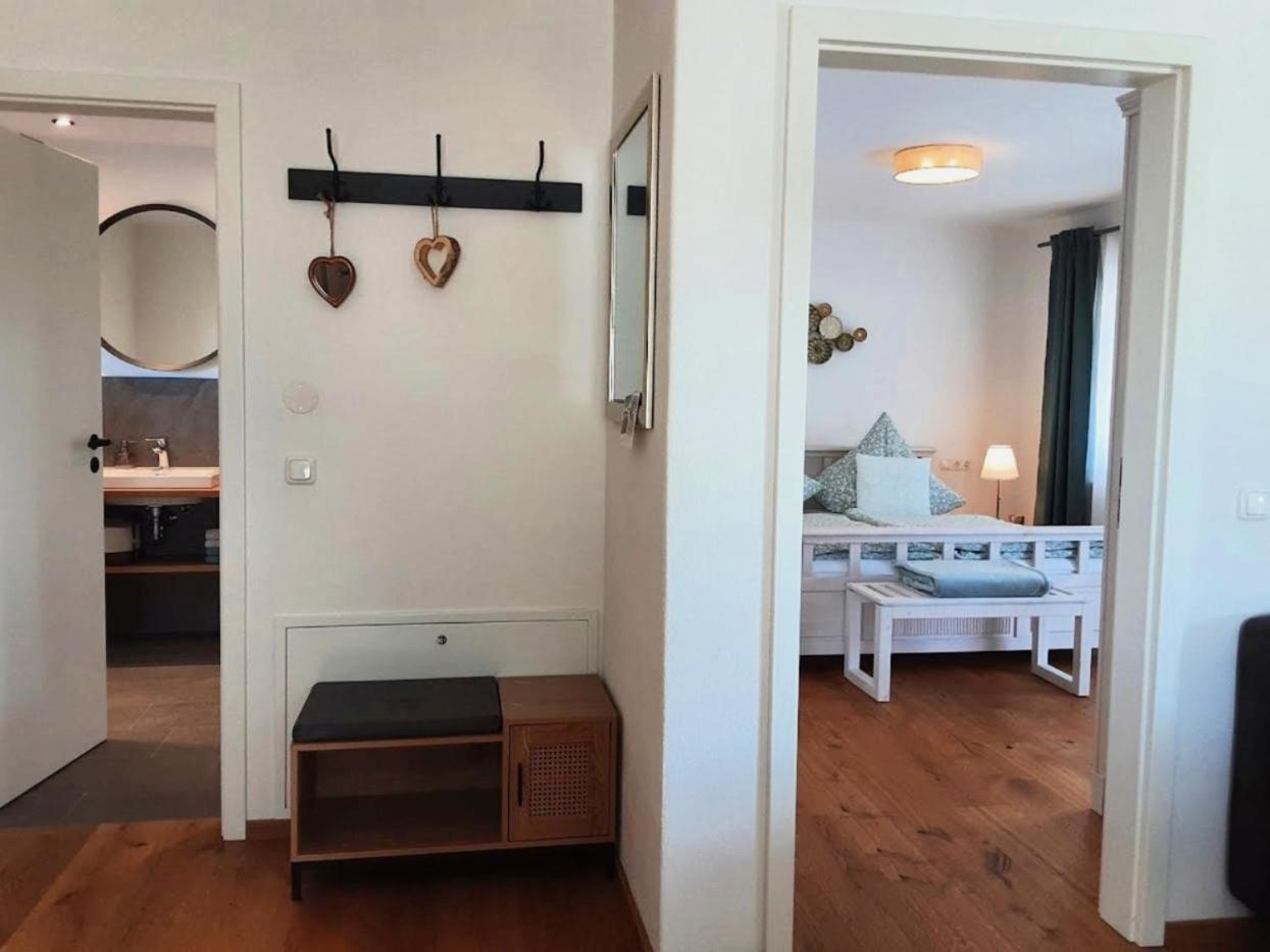 Ferienwohnung Poelzl Chieming Eksteriør billede